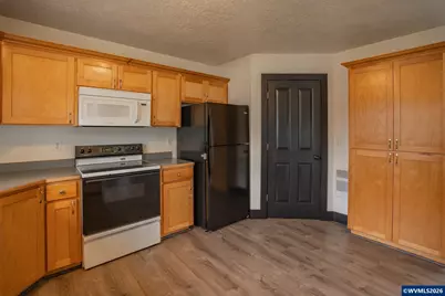 960 7th Av, Sweet Home, OR 97386 - Photo 9