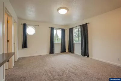 960 7th Av, Sweet Home, OR 97386 - Photo 5