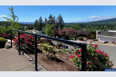 3586 Cherokee Dr S, Salem, OR 97302 - Photo 3