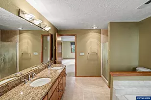 6783 Rippling Brook Dr SE, Salem, OR 97317 - Photo 29