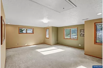 6783 Rippling Brook Dr SE, Salem, OR 97317 - Photo 35