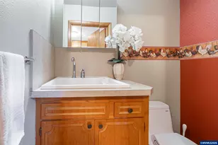 36765 Glaser Dr, Scio, OR 97374 - Photo 21