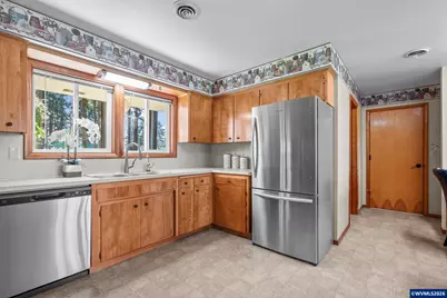 36765 Glaser Dr, Scio, OR 97374 - Photo 7