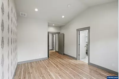 1375 Titan Dr NW, Salem, OR 97304 - Photo 17
