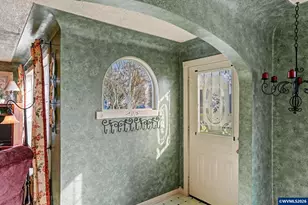 2243 32nd Ave NE, Salem, OR 97301 - Photo 7