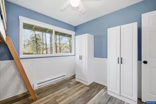 241 NE Azalea Dr, Corvallis, OR 97330 - Photo 15