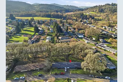 241 NE Azalea Dr, Corvallis, OR 97330 - Photo 33