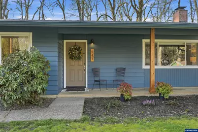 241 NE Azalea Dr, Corvallis, OR 97330 - Photo 3