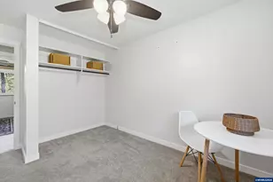 241 NE Azalea Dr, Corvallis, OR 97330 - Photo 25