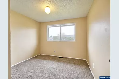 1106 Royalty Dr NE, Salem, OR 97301 - Photo 17