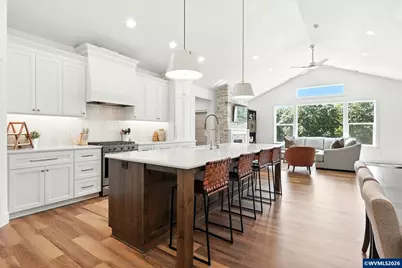 2049 SE Arrowwood Av, Dallas, OR 97338 - Photo 17