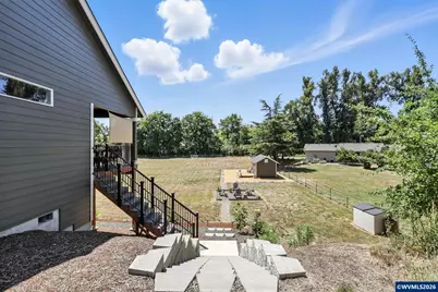 2049 SE Arrowwood Av, Dallas, OR 97338 - Photo 33