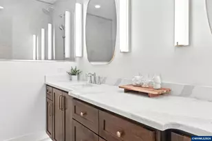 2049 SE Arrowwood Ave, Dallas, OR 97338 - Photo 25