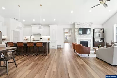 2049 SE Arrowwood Av, Dallas, OR 97338 - Photo 11