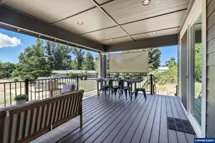 2049 SE Arrowwood Ave, Dallas, OR 97338 - Photo 31