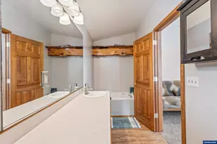 52531 Lost Ponderosa Rd, La Pine, OR 97739 - Photo 19