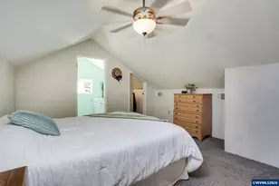 318 Koons St, Silverton, OR 97381 - Photo 33