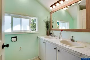 318 Koons St, Silverton, OR 97381 - Photo 31