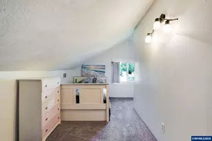 318 Koons St, Silverton, OR 97381 - Photo 29