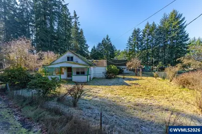 39388 River Dr, Lebanon, OR 97355 - Photo 5