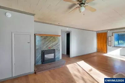 39388 River Dr, Lebanon, OR 97355 - Photo 27