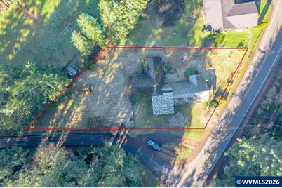 39388 River Dr, Lebanon, OR 97355 - Photo 7