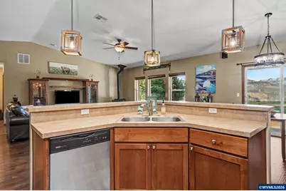 47364 Lyons Mill City Dr, Lyons, OR 97358 - Photo 17