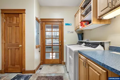 35676 Oak View Dr, Brownsville, OR 97327 - Photo 11