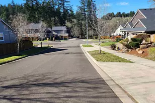 1627 Watson Butte Ave SE, Salem, OR 97306 - Photo 39