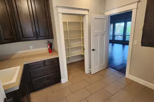 1627 Watson Butte Ave SE, Salem, OR 97306 - Photo 31