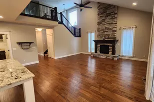 1627 Watson Butte Ave SE, Salem, OR 97306 - Photo 9