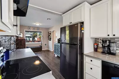 550 Madrona Av S, Salem, OR 97302 - Photo 7