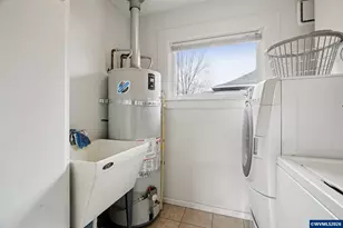 1051 SW Ellis St, Dallas, OR 97338 - Photo 33