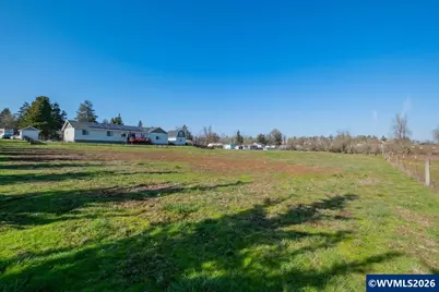 2020 SW Fairview Av, Dallas, OR 97338 - Photo 37