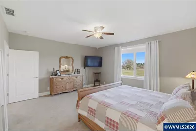 2020 SW Fairview Av, Dallas, OR 97338 - Photo 17