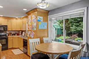 2377 Woodlawn Ct NE, Keizer, OR 97303 - Photo 13