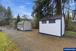 30271 Horseshoe Lp, Lebanon, OR 97355 - Photo 35