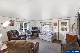 30271 Horseshoe Lp, Lebanon, OR 97355 - Photo 15