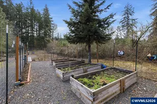 30271 Horseshoe Lp, Lebanon, OR 97355 - Photo 37