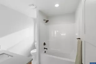 Model C Ballyntyne Rd, Salem, OR 97302 - Photo 45