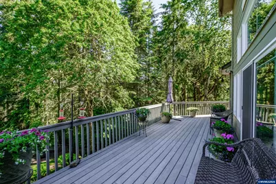 37676 Kathleen Ct, Lebanon, OR 97386 - Photo 5