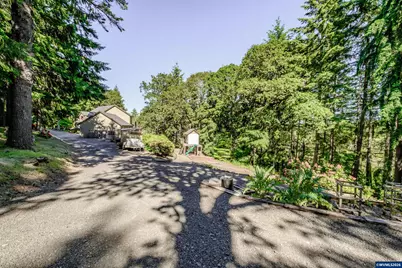 37676 Kathleen Ct, Lebanon, OR 97386 - Photo 45