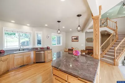 37676 Kathleen Ct, Lebanon, OR 97386 - Photo 13