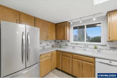 12432 SW King George Dr, King City, OR 97224 - Photo 17