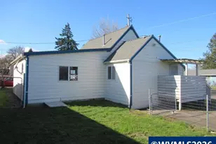 1308 SW 8th St, Dallas, OR 97338 - Photo 7