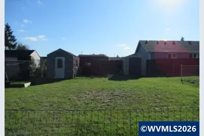 1308 SW 8th St, Dallas, OR 97338 - Photo 9