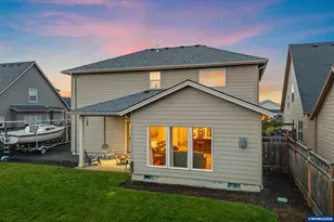 1663 SE Academy St, Dallas, OR 97338 - Photo 33