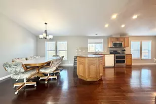 1863 Inland Way, Springfield, OR 97477 - Photo 9