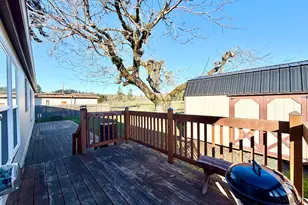 1863 Inland Way, Springfield, OR 97477 - Photo 33