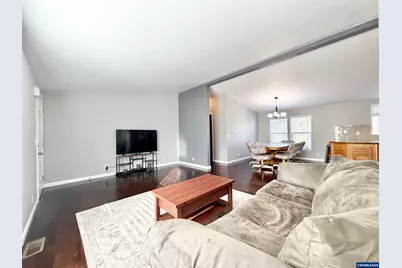 1863 Inland Wy, Springfield, OR 97477 - Photo 7